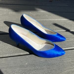 Vintage 90s royal blue pointed toe satin mid heels Pimento, size 8, prom shoes